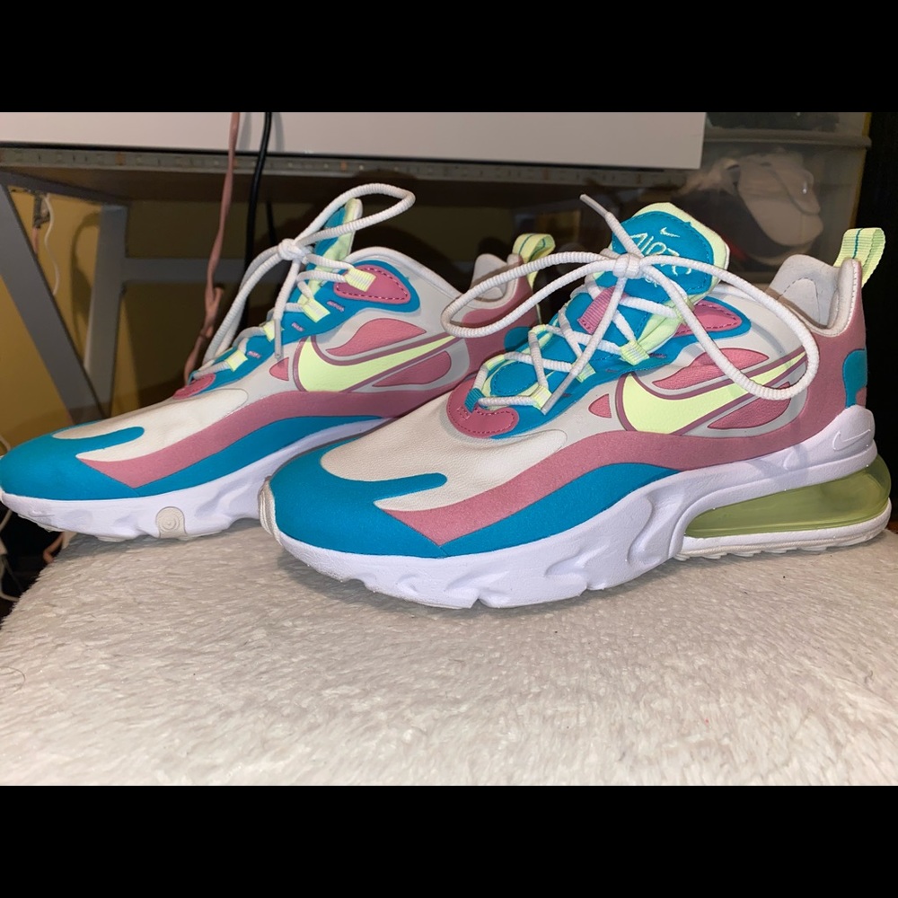 Nike shoes like new